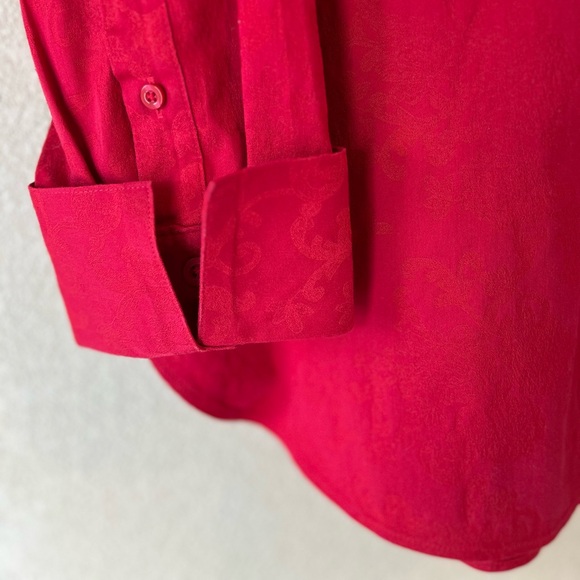 Chico's Bold Red Floral Texture Collared Blouse Size 14 Workwear Spring Cotton - Picture 2 of 6